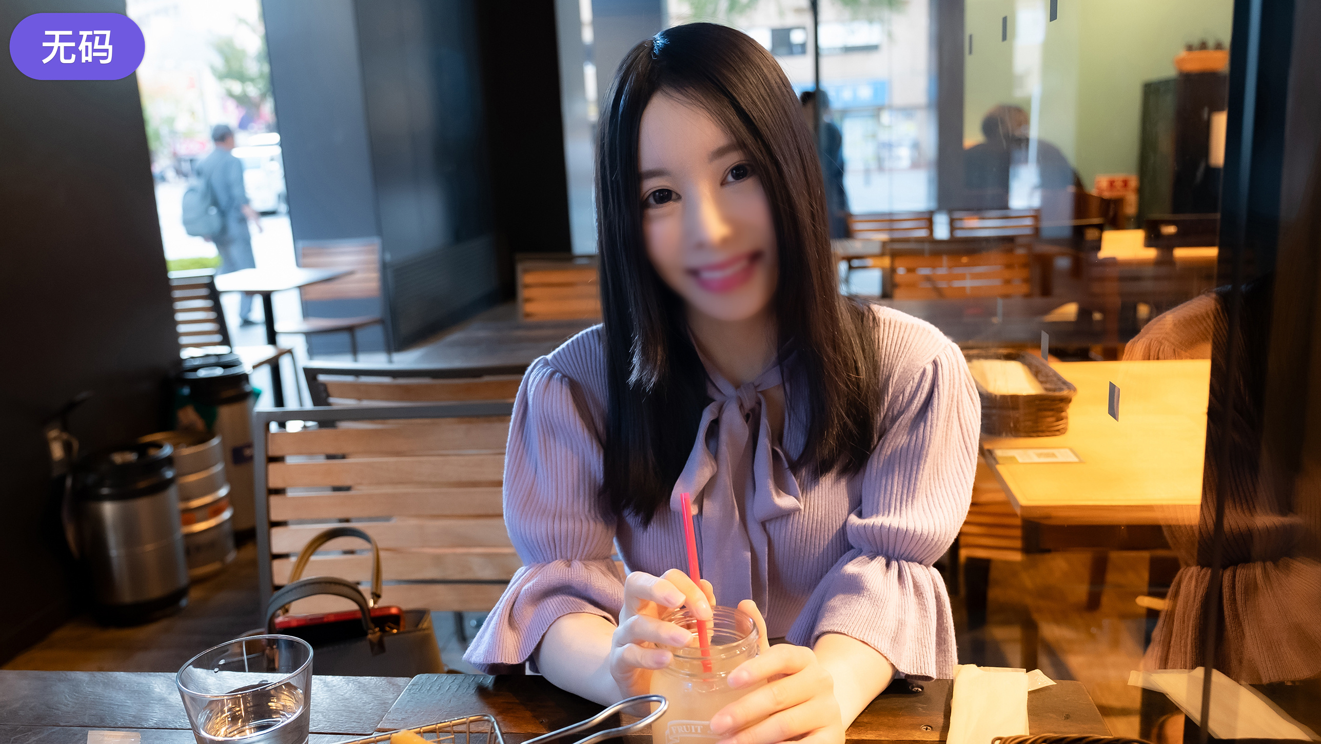 李丽莎销魂大胆视频在线观看-原版加长老版国语字幕